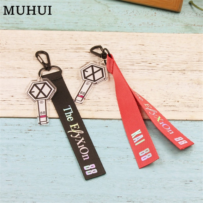 1 PCS 2019 New EXO Concert SEHUN BAEK HYUN KAI Name Backpack Streamer Keychain Pendants Keyring