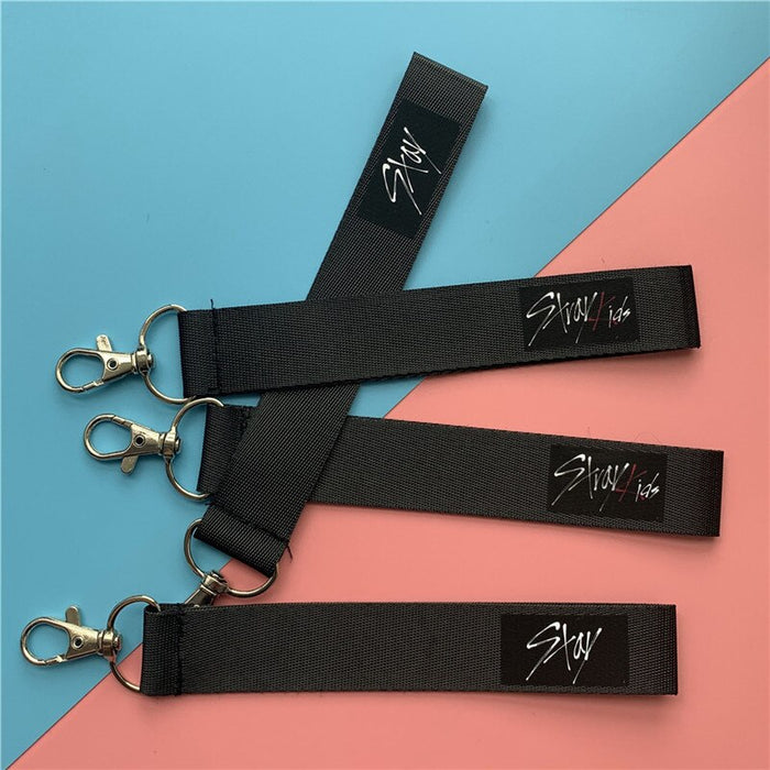 1 Pcs Kpop Stray Kids GO LIVE Phone Lanyard Strap Bag Pendant Key Chain Keyring FELIX SEUNG MIN MIN HO Fans Collection