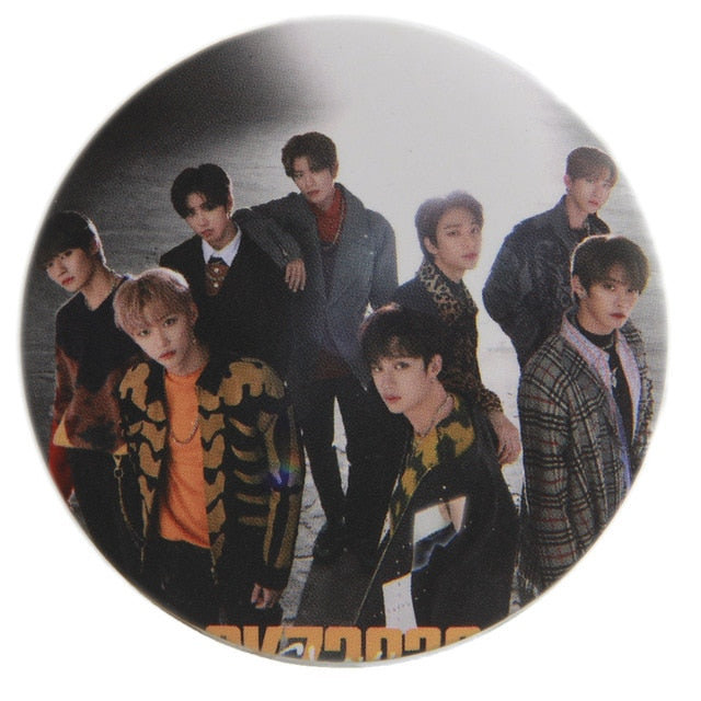 5cm 1 Pcs Kpop Straykids New Album GO Sheng Pins Badge Red Album Pin Brooch Accessories For Clothes Hat Backpack Decoration