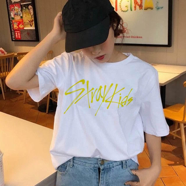 Stray Kids T-Shirt 90s Streetwear Summer T-shirts Stray Kids Women Top Female Hip Hop Clothes O-neck Casual Lady Tees Tops Shirts