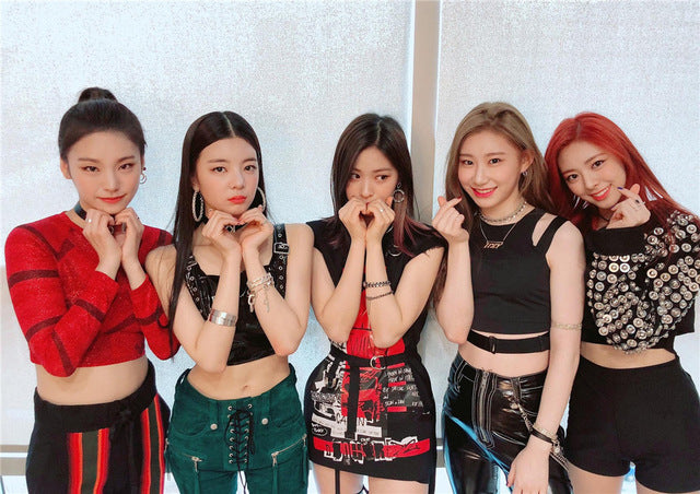 ITZY Kpop Posters Korean Singers White Coated Paper Prints Clear Image Home Decoration