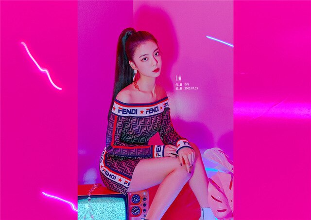 ITZY Kpop Posters Korean Singers White Coated Paper Prints Clear Image Home Decoration