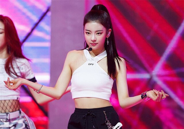 ITZY Kpop Posters Korean Singers White Coated Paper Prints Clear Image Home Decoration