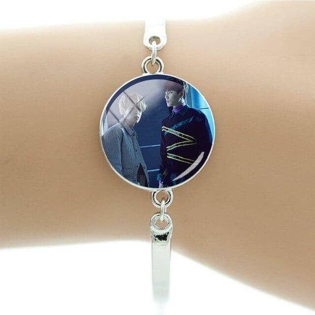 Kpop Newest 2019 Trendy Day6 Bracelet Glass Cabochon Dome Sungjin YoungK Wonpil Dowoon Photo Bracelet Chain Bangle DAY14 that you'll fall in love with. At an affordable price at KPOPSHOP, We sell a variety of 2019 Trendy Day6 Bracelet Glass Cabochon Dome Sungjin YoungK Wonpil Dowoon Photo Bracelet Chain Bangle DAY14 with Free Shipping.