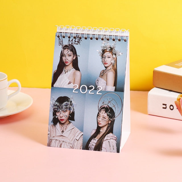 KPOP Bangtan Boys 2022 nct seventeen straykids ateez aespa desk calendar Cosplay gift JIMIN JK SUGA fan collection