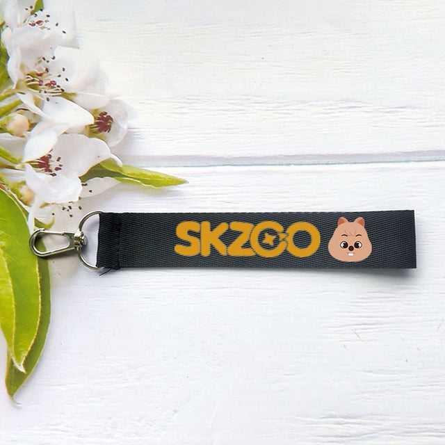KPOP Boys Group Stray Kids Colorful Laser Name Strip Multi-color Mobile Phone Lanyard Pendant Backpack Zipper Keychain Gift