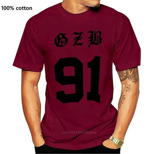 Kpop 2ne1 cl Same Bad Girl Eyelash Red Lips Print T Shirt men Tops Cotton Black White