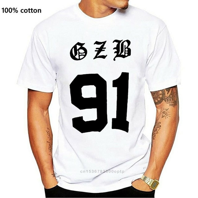 Kpop 2ne1 cl Same Bad Girl Eyelash Red Lips Print T Shirt men Tops Cotton Black White