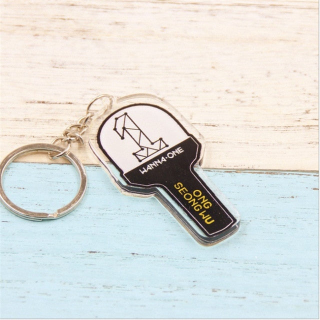 Kpop Wanna One Album KANG DANIEL PARK JI HOON Key Chain Concert Lamp Light Sticks
