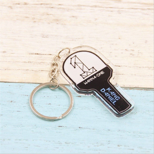 Kpop Wanna One Album KANG DANIEL PARK JI HOON Key Chain Concert Lamp Light Sticks