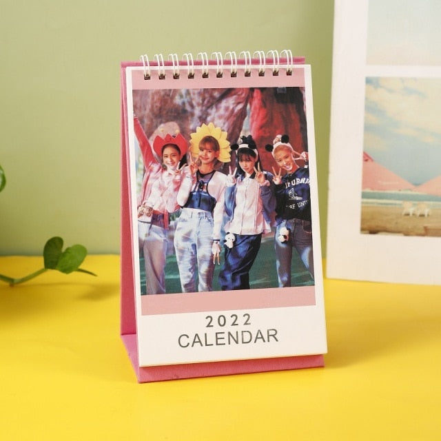 New Kpop Bangtan Boys BP 2022 New Year Table Calendar Members Desk Calendar Agenda Organizer Planner Books Calendar 11*18.5CM