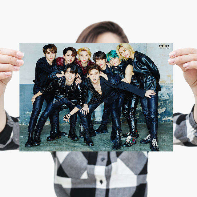 Stray Kids Kpop Poster Music Boy Group Icon Rapper Canvas Painting Wall Art Prints Gift Living Room Decor