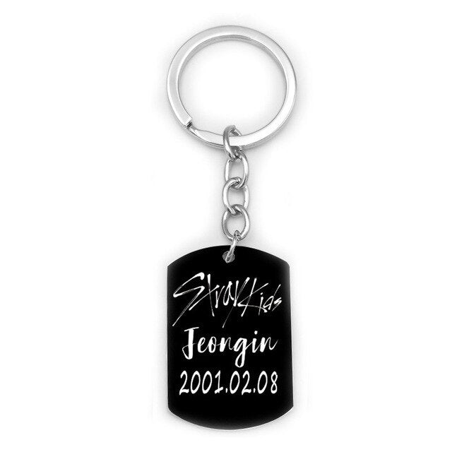 kpop stray kids keychains Black member signature all metal key ring pendant stray kids kpop supplies wholesale Stainless steel