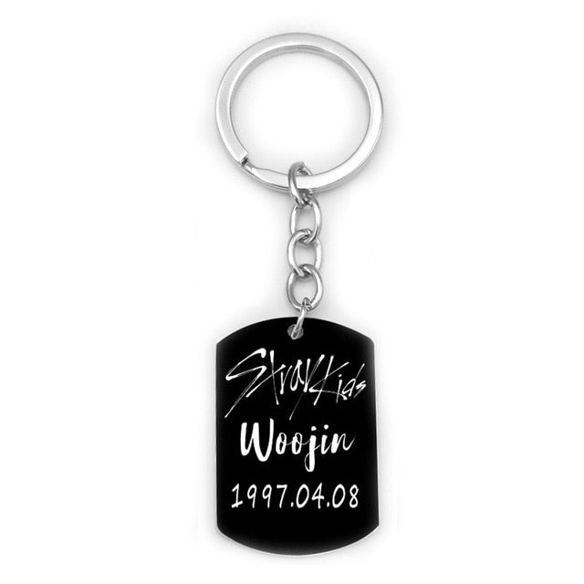 kpop stray kids keychains Black member signature all metal key ring pendant stray kids kpop supplies wholesale Stainless steel